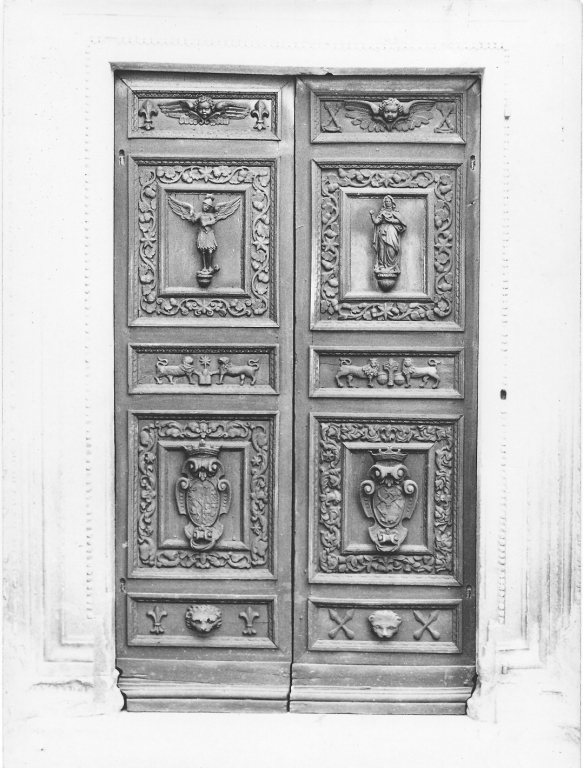 porta - a due battenti, insieme di Torode Leonardo, Battista Marco da Capranica (sec. XVII)