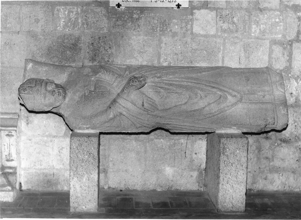 monumento funebre - ambito viterbese (sec. XIII)