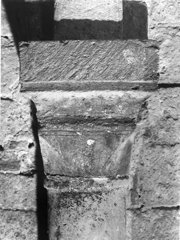 semicapitello - ambito umbro-laziale (sec. IX)