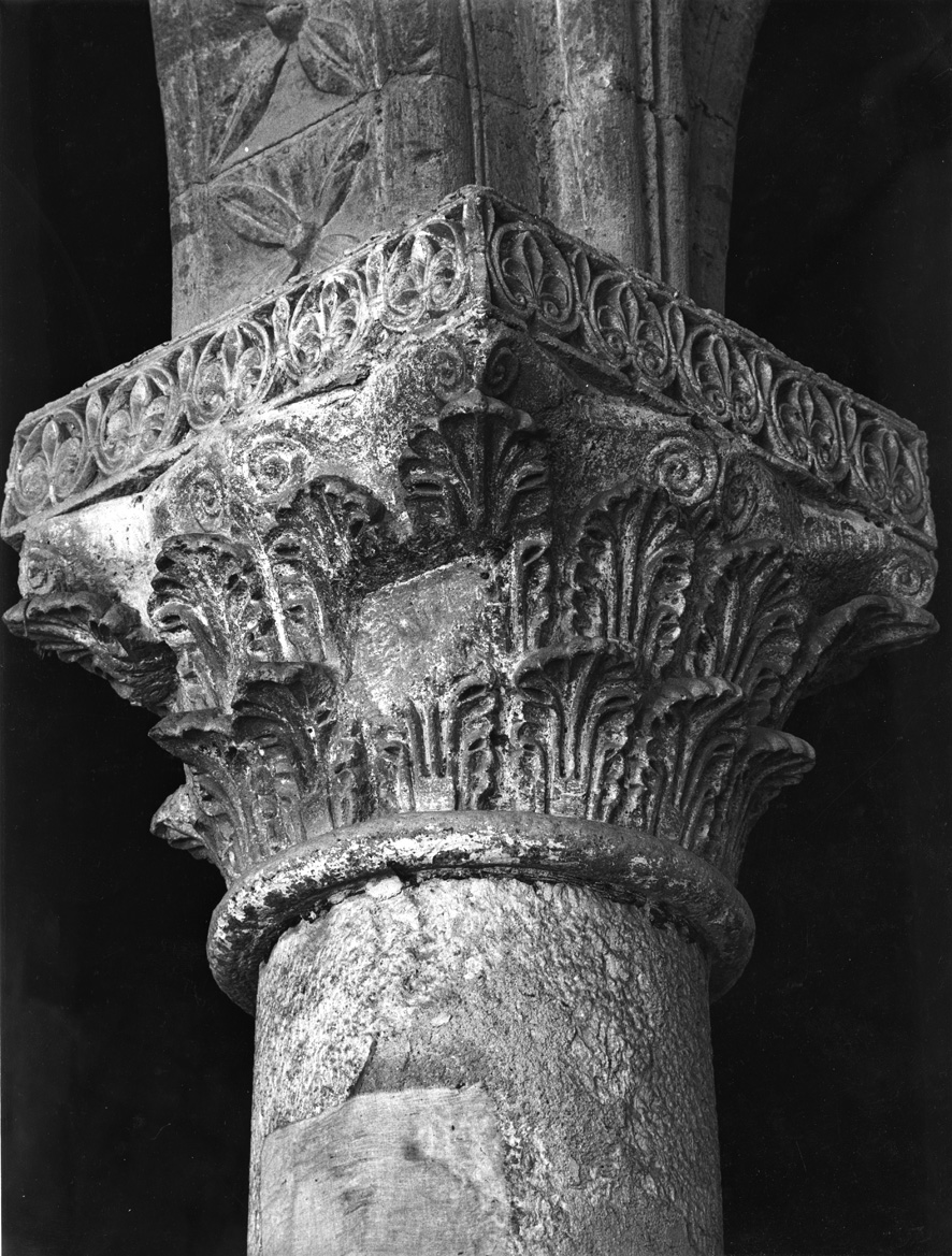 capitello di colonna - ambito lombardo (sec. XII)