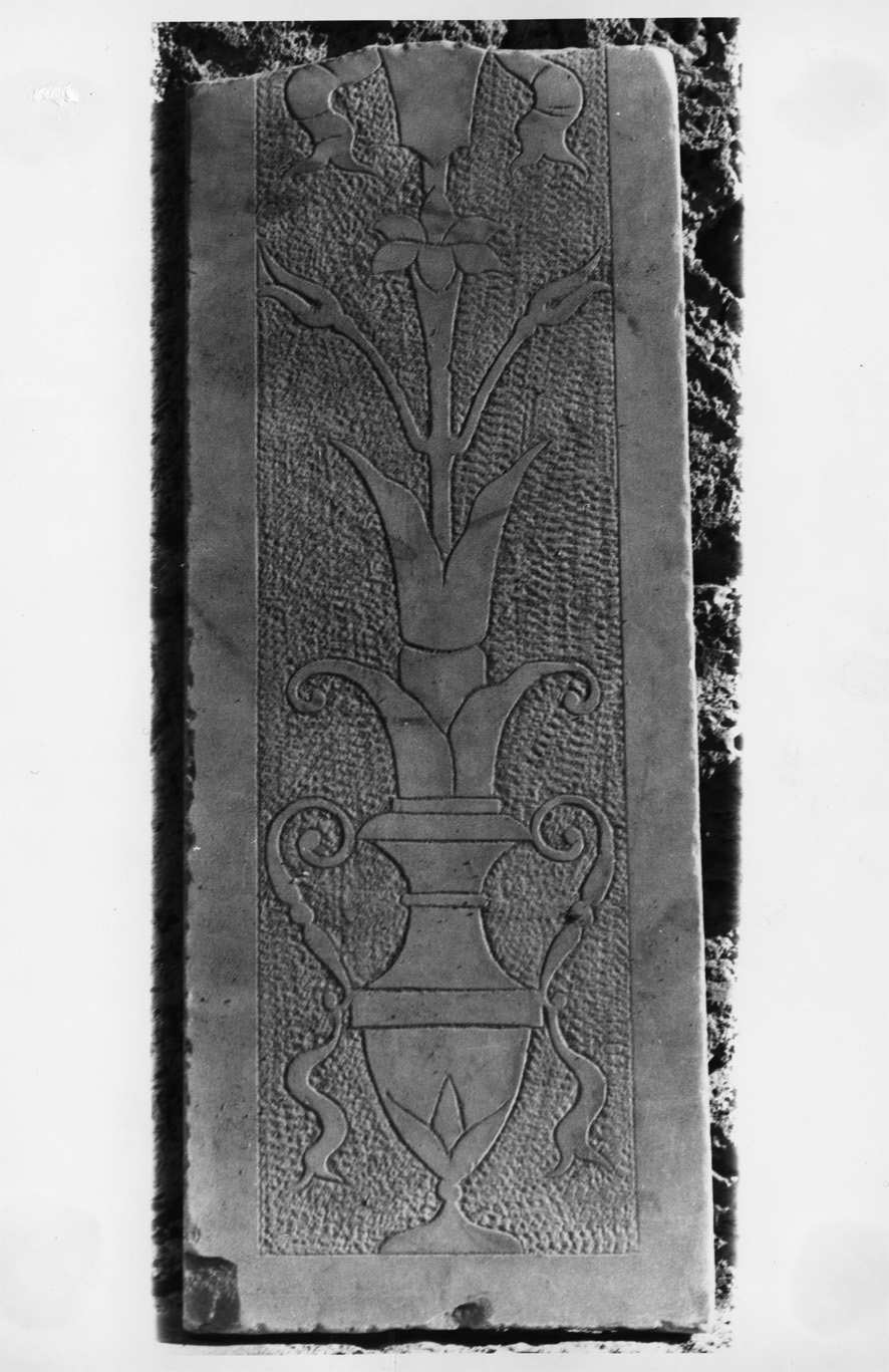 pilastrino, frammento - ambito laziale (prima metà sec. XV)