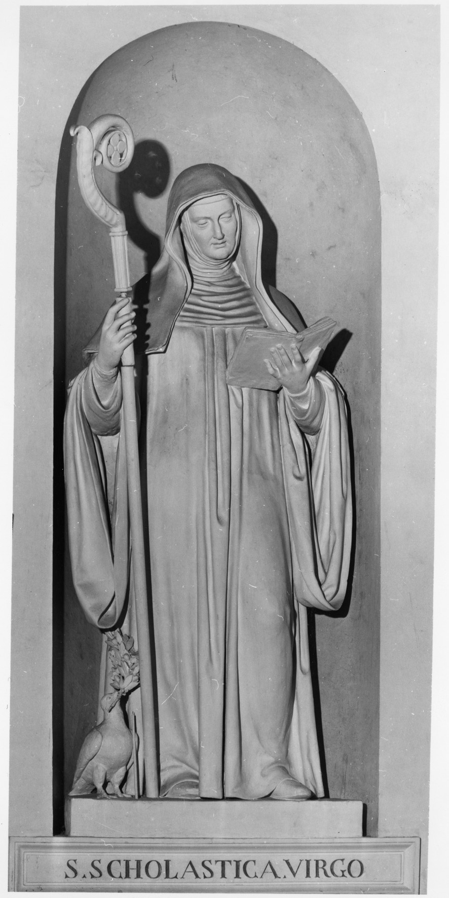 Santa Scolastica (statua) di Ercole Dante (sec. XIX)