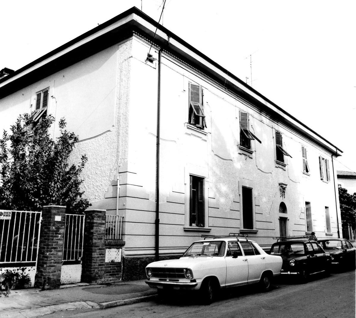 CASA (COOPERATIVA EDILIZIA FERROVIERI) (casa, popolare) - Grosseto (GR) 