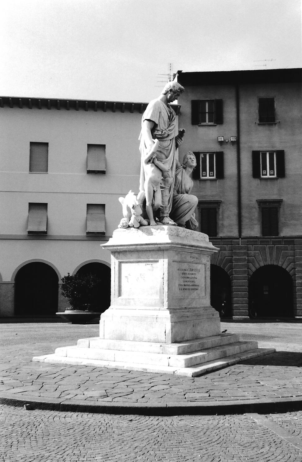 Monumento a Leopoldo II di Lorena (monumento, celebrativo/pubblico) - Grosseto (GR)  <br>Condizioni d'uso: <a class='link-esterno' href='https://docs.italia.it/italia/icdp/icdp-pnd-circolazione-riuso-docs/it/v1.0-giugno-2022/testo-etichetta-BCS.html' target='_bcs'>Beni Culturali Standard (BCS)</a>