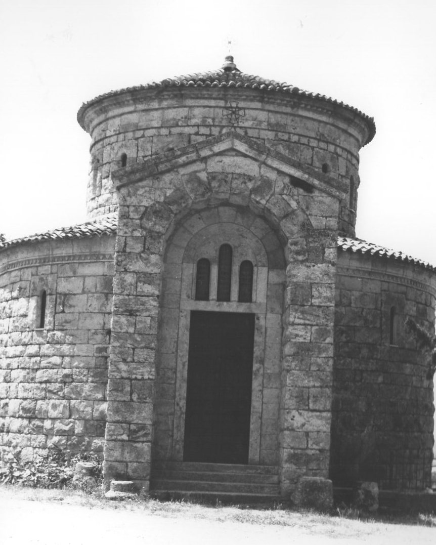 CAPPELLA DI SANTA MARIA ANNESSA ALLA FATTORIA COLLE DI LUPO (cappella, privata) - Magliano in Toscana (GR) 