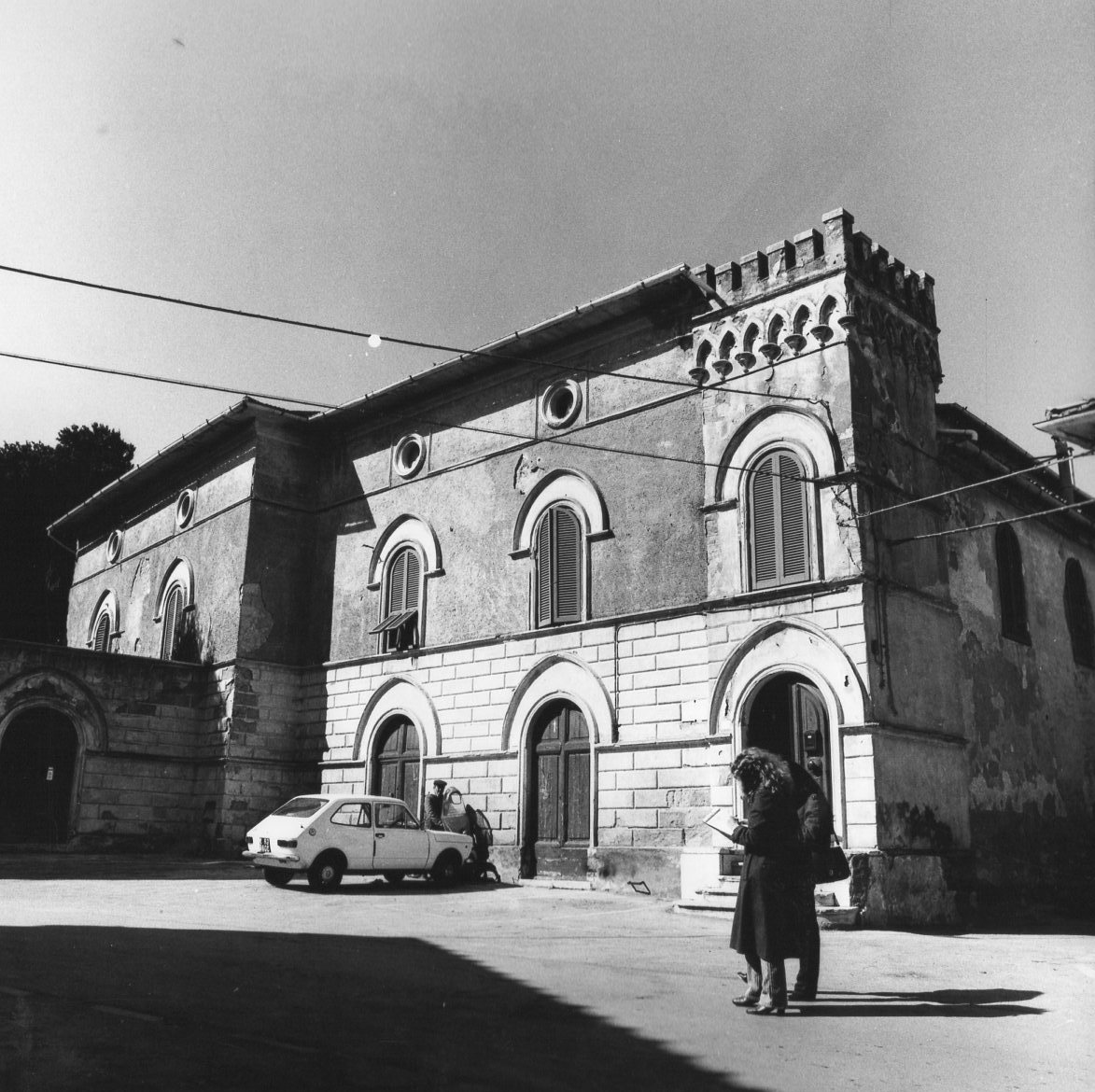 PALAZZO ex ETSAF IN PIAZZA DEL POPOLO (palazzo) - Magliano in Toscana (GR) 