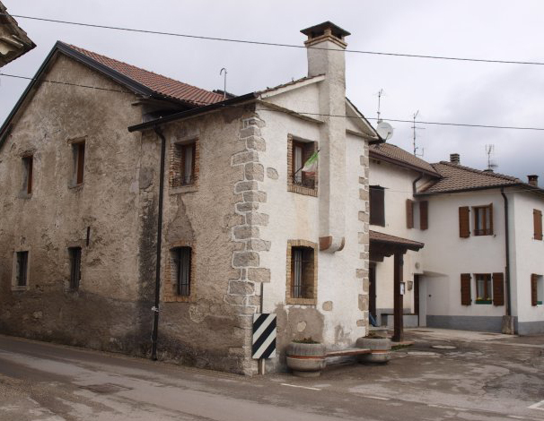 ex latteria di Vich (casa) - Ponte nelle Alpi (BL) 