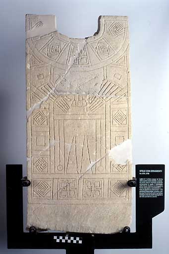 STELE, Nava, tipo IV - produzione daunia (secc. VI/ V a.C)