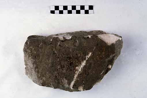 STELE/frammento - produzione daunia (sec. VII a.C)