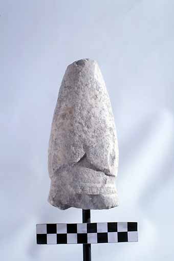 TESTA DI STELE, Nava, teste aniconiche, tipo I - produzione daunia (secc. VII/ V a.C)