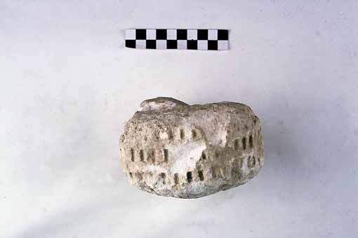 STELE/frammento - produzione daunia (sec. VII a.C)