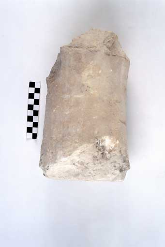 STELE/frammento - produzione daunia (secc. VII/ V a.C)