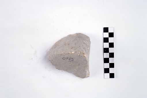 STELE/frammento - produzione daunia (secc. VII/ V a.C)