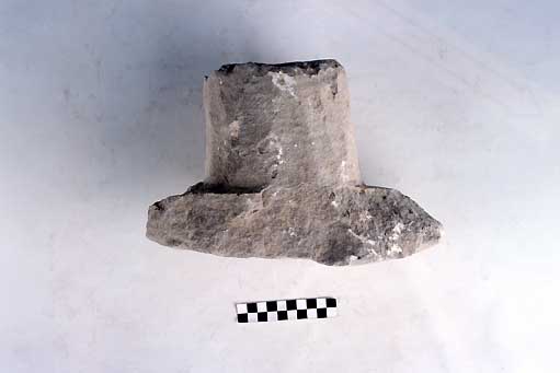 ELEMENTO FUNGIFORME - produzione daunia (secc. IX/ VI a.C)