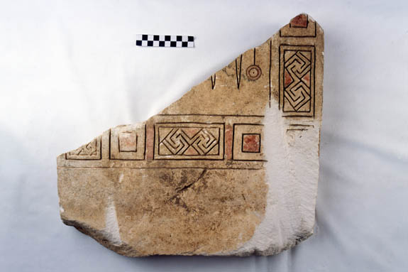 STELE/frammento - produzione daunia (secc. VII/ V a.C)