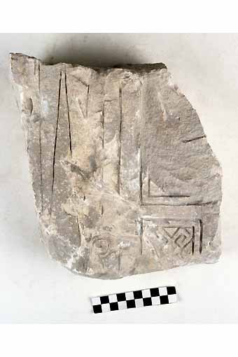 STELE/frammento, Nava, tipo III - produzione daunia (meta' sec. VI a.C)