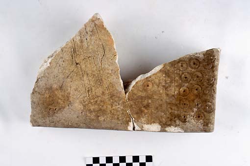 STELE/frammento - produzione daunia (sec. VII a.C)