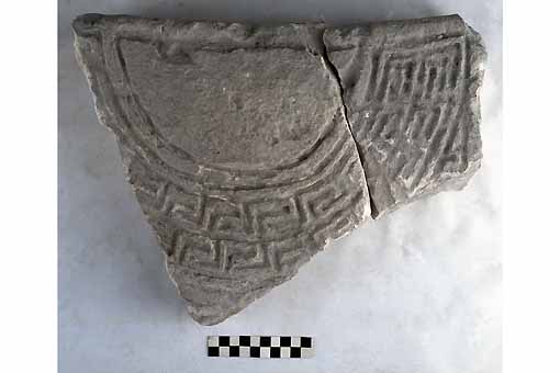 STELE/frammento, Nava, tipo V B - produzione daunia (secc. VII/ V a.C)