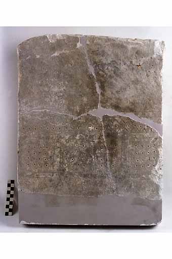 STELE/frammento, Nava, tipo I - produzione daunia (secc. VII/ VI a.C)