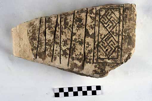 STELE/frammento - produzione daunia (sec. VII a.C)