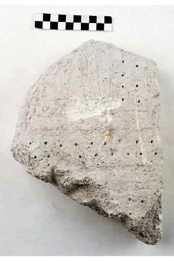 STELE/frammento - produzione daunia (secc. VII/ V a.C)