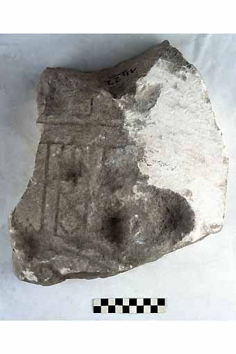 STELE/frammento - produzione daunia (secc. VII/ V a.C)