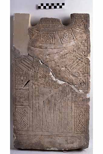 STELE, Nava, tipo IV - produzione daunia (secc. VI/ V a.C)