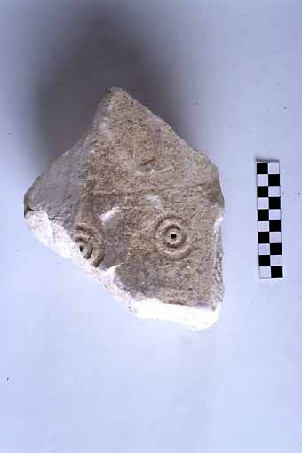 STELE/frammento - produzione daunia (sec. VII a.C)