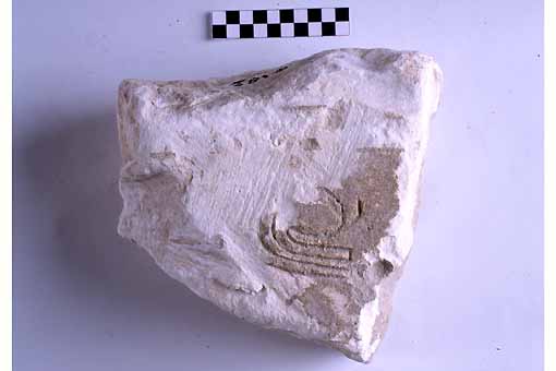 STELE/frammento - produzione daunia (sec. VII a.C)