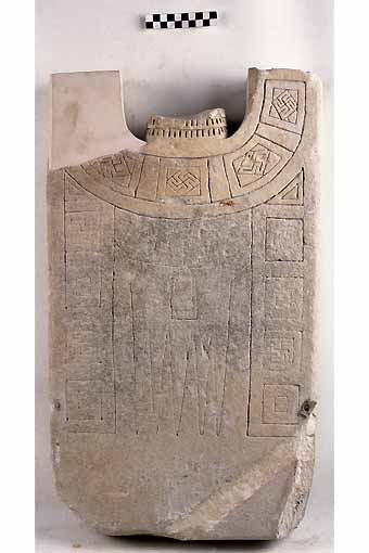 STELE, Nava, tipo V A - produzione daunia (secc. VI/ V a.C)