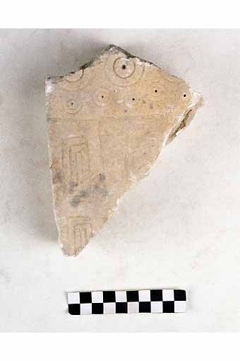 STELE/frammento - produzione daunia (secc. VII/ V a.C)