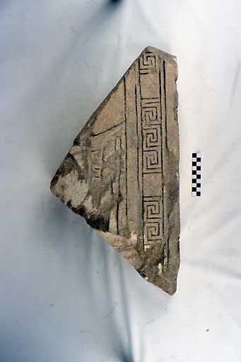 STELE/frammento, Nava, tipo V B - produzione daunia (secc. VI/ V a.C)