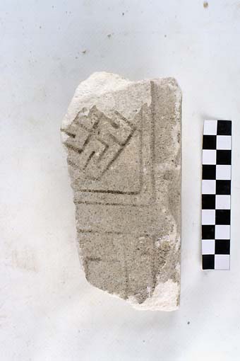 STELE/frammento - produzione daunia (sec. VII a.C)