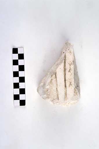 STELE/frammento - produzione daunia (secc. VII/ V a.C)