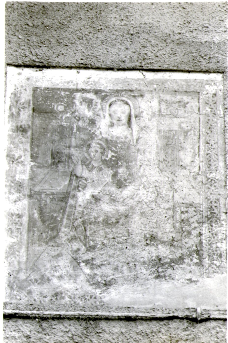 Madonna in trono col Bambino (dipinto murale) - N.R (XVI)