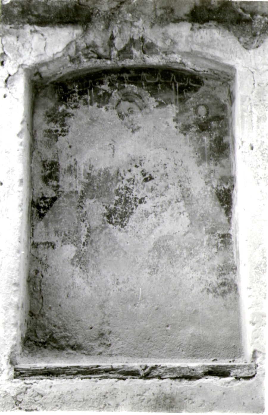 Madonna in trono (dipinto murale, opera isolata) - N.R (XV)
