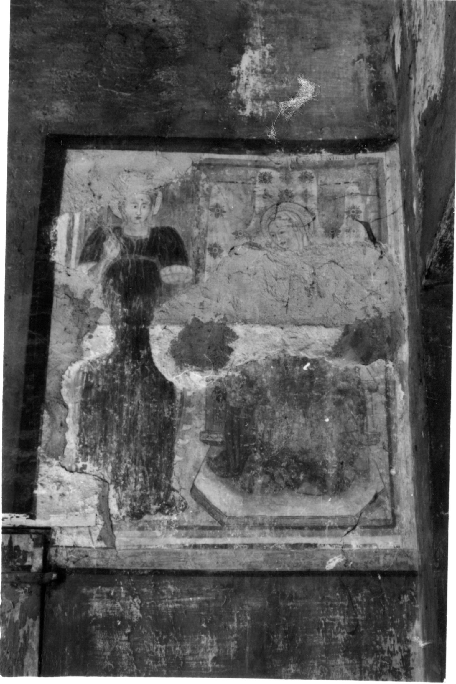 Madonna in trono con ai lati due figure (dipinto murale) - N.R (XVI)