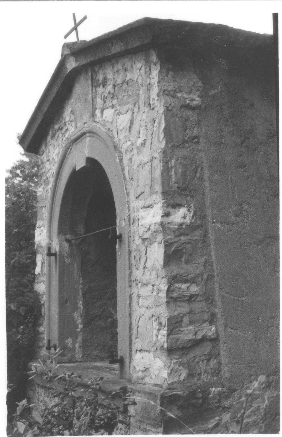 Madonna della Ceriola, Madonna con Bambino in trono (edicola) - ambito lombardo (prima metà sec. XX)