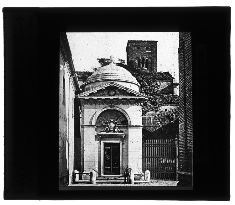Monumenti sepolcrali (diapositiva) di Istituto Italiano per le Proiezioni Luminose (prima metà XX)