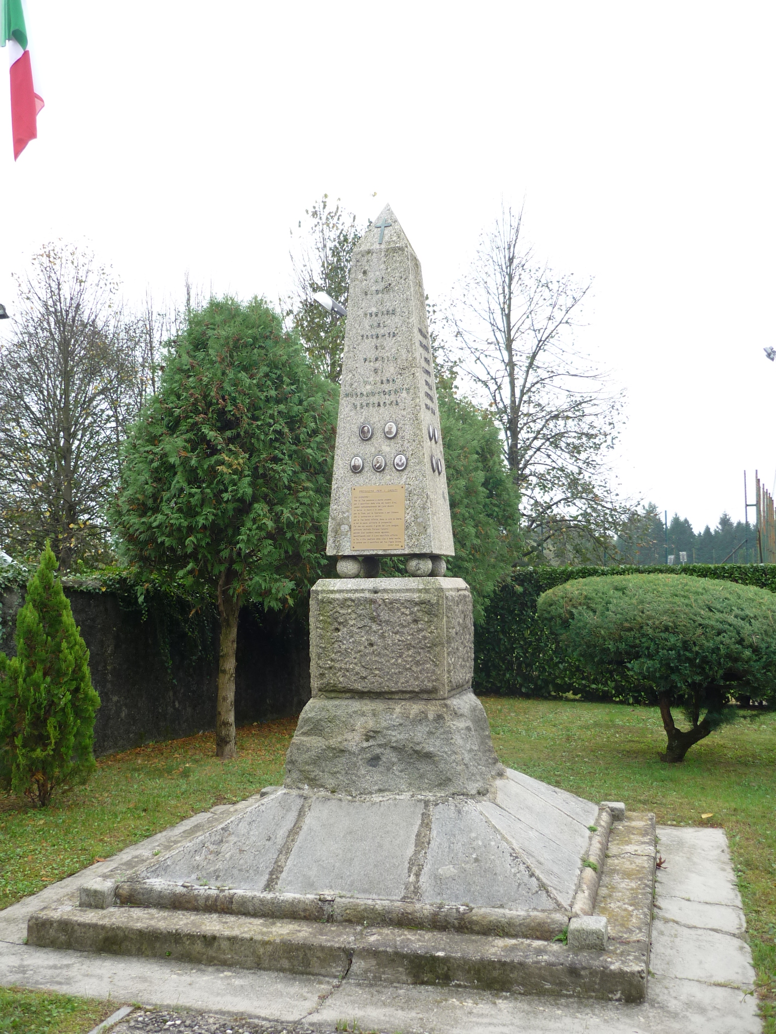 monumento ai caduti - ad obelisco, opera isolata - ambito italiano (sec. XX)