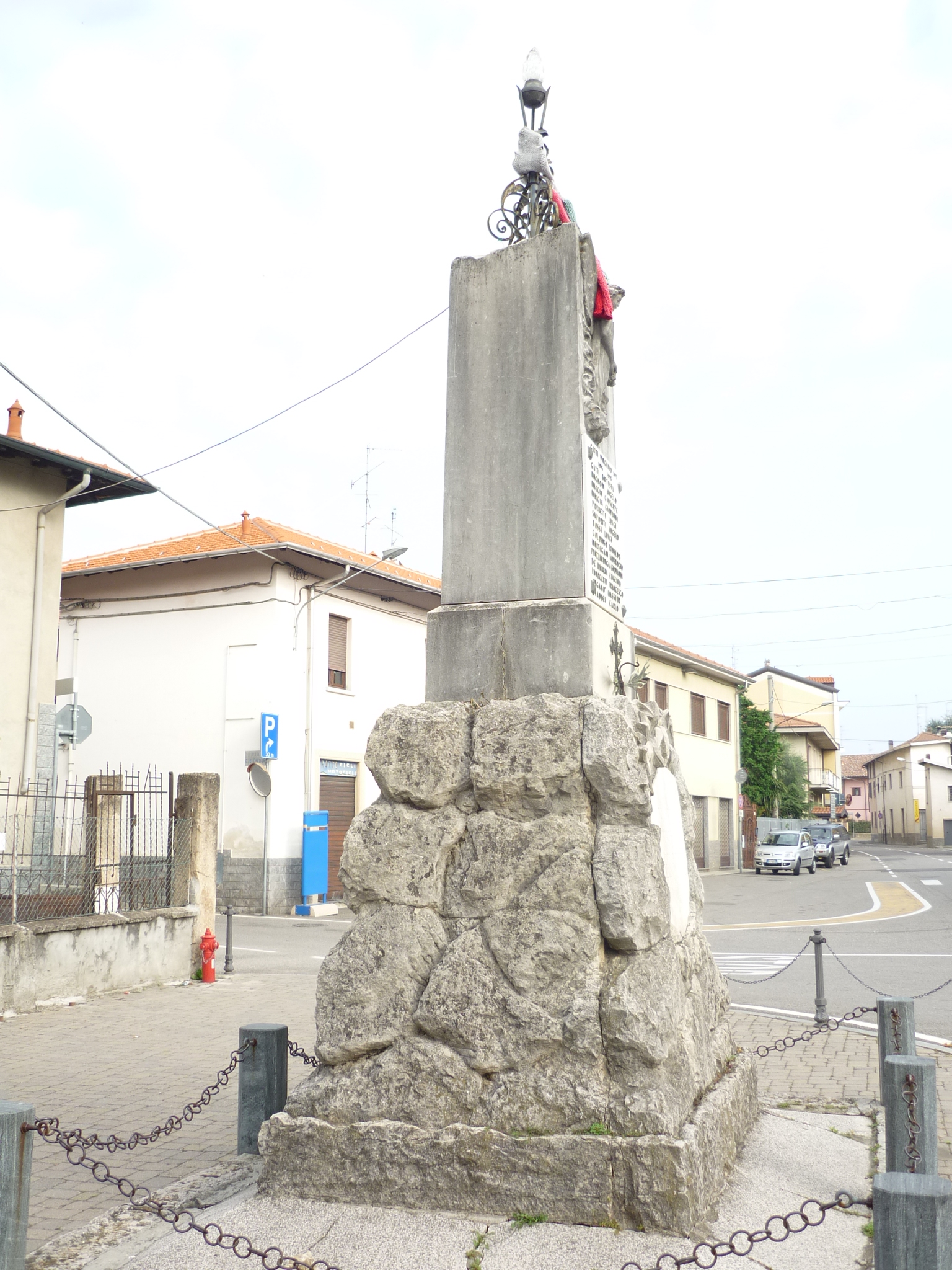 allegoria della Vittoria (monumento ai caduti - a colonna spezzata, opera isolata) - ambito italiano (sec. XX)