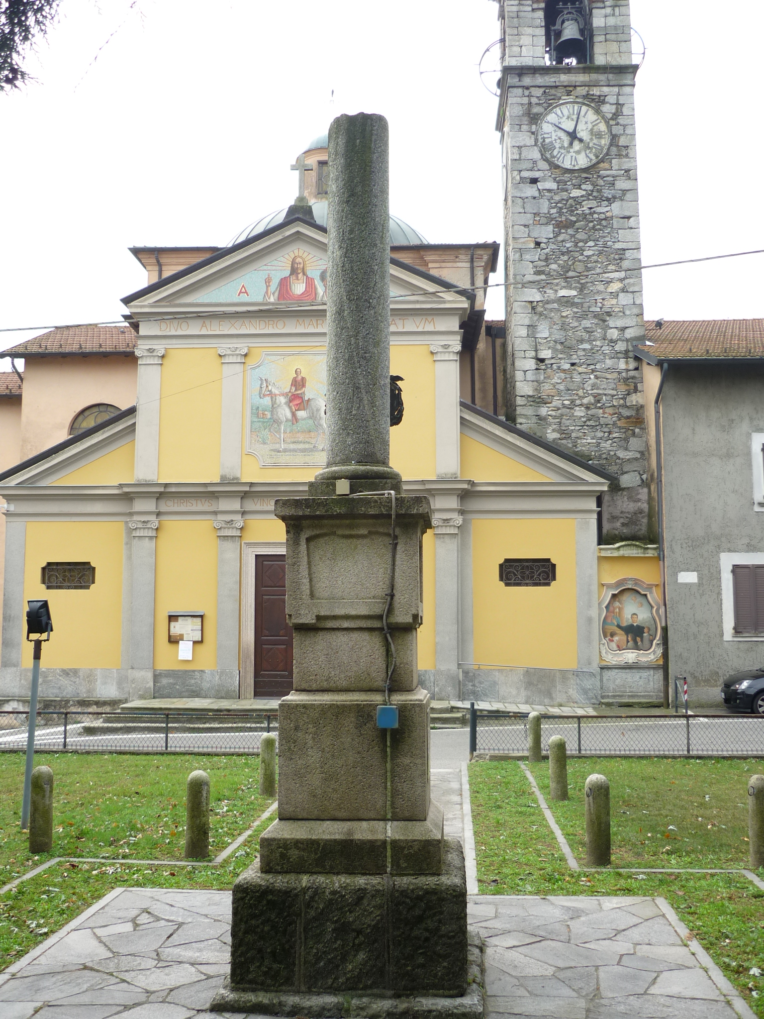monumento ai caduti - a colonna spezzata, opera isolata di Spaini, Moroni Leopoldo Carlo (sec. XX)