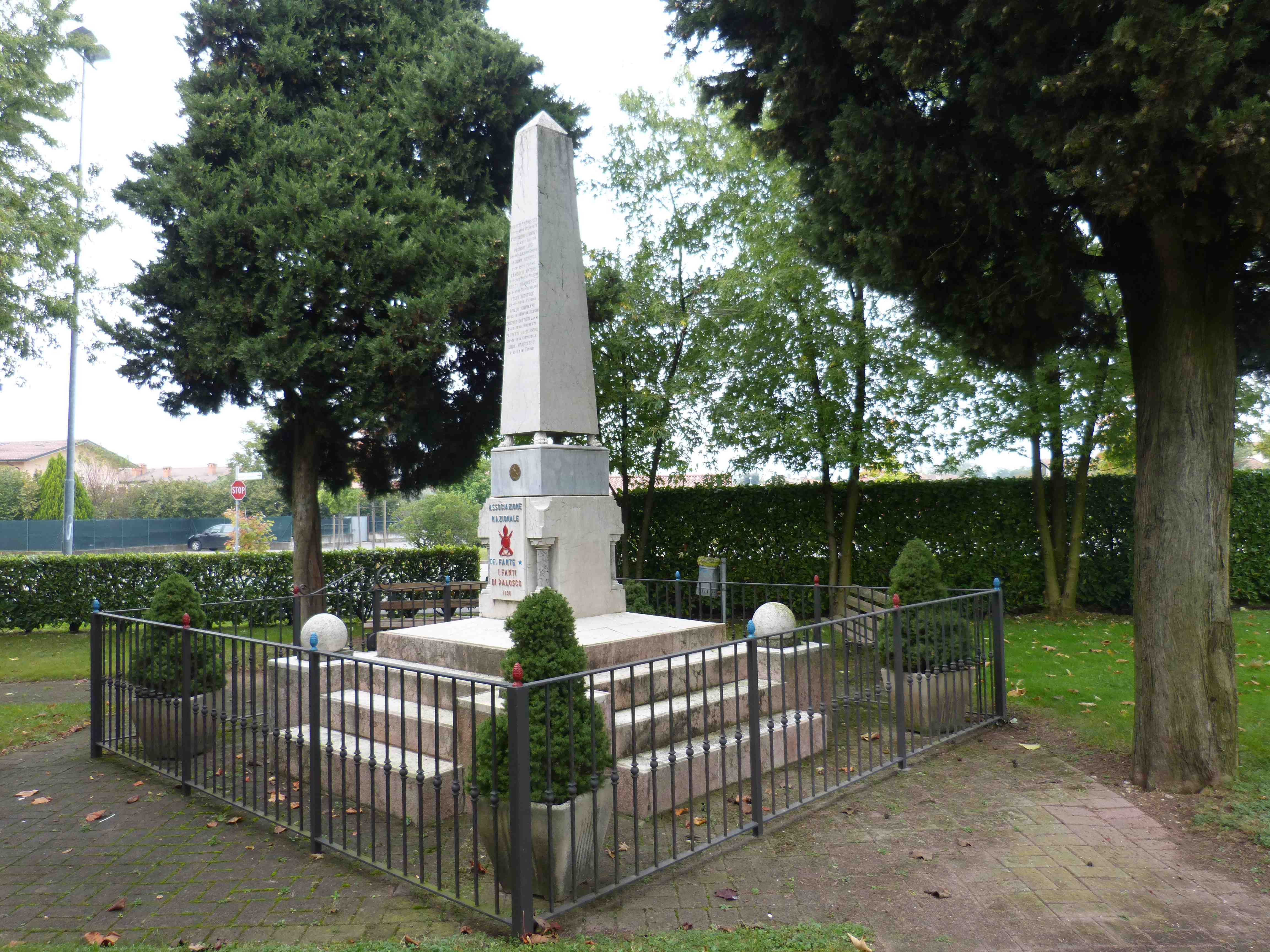 monumento ai caduti - ad obelisco, opera isolata - ambito italiano (prima metà sec. XX)