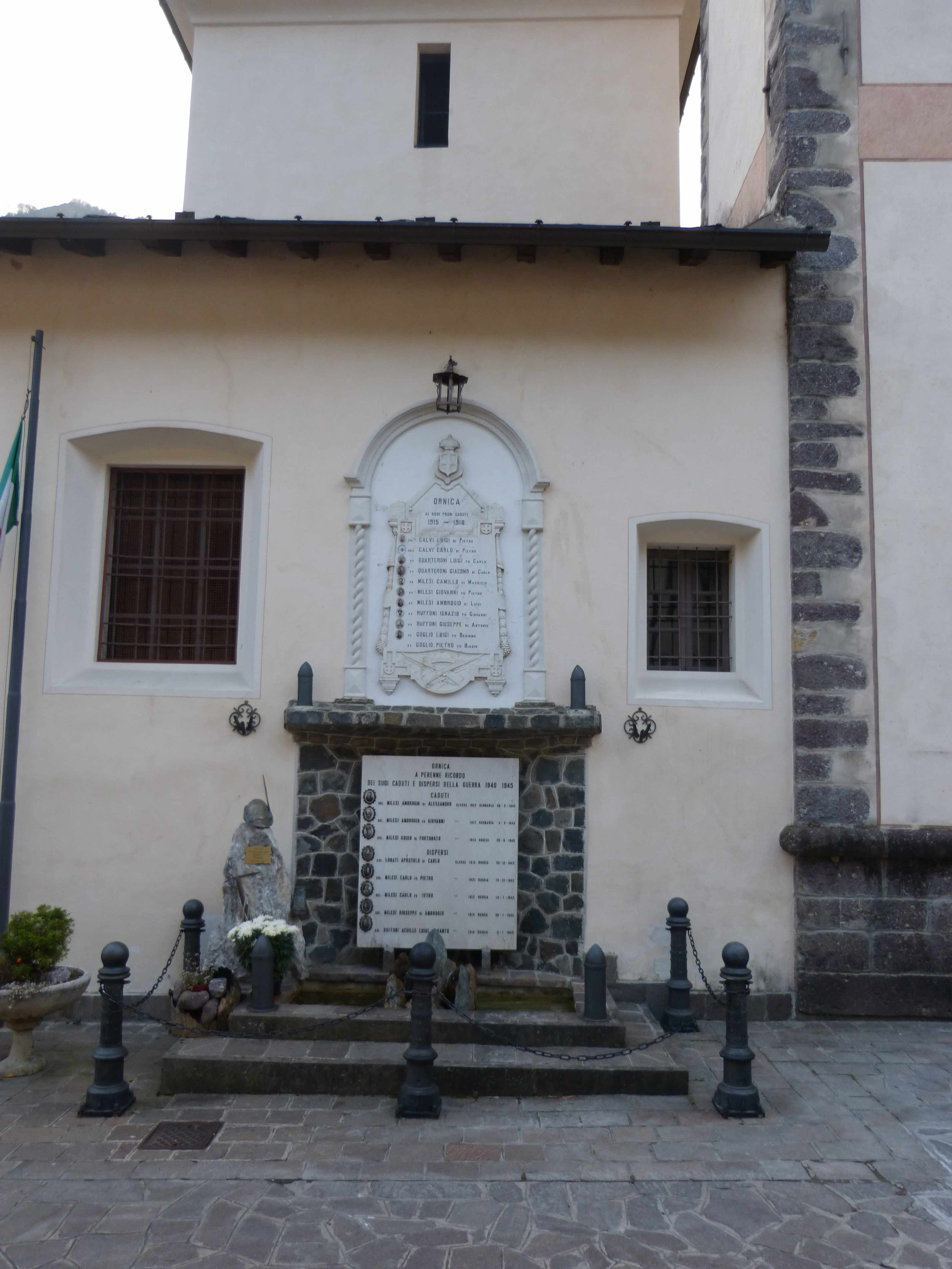 monumento ai caduti - a lapide, opera isolata - ambito italiano (prima metà sec. XX)
