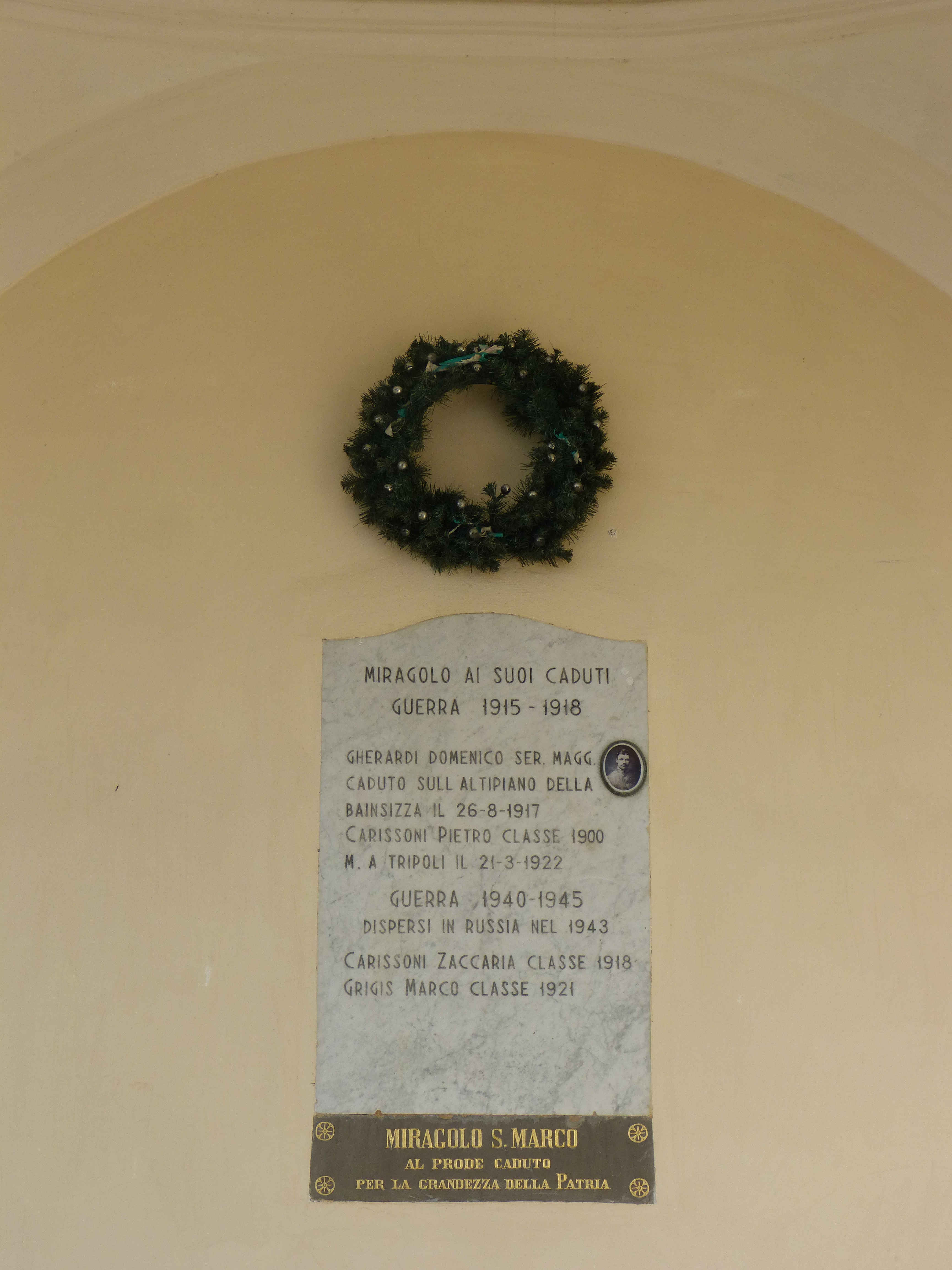 lapide commemorativa ai caduti, opera isolata - ambito italiano (prima metà sec. XX)