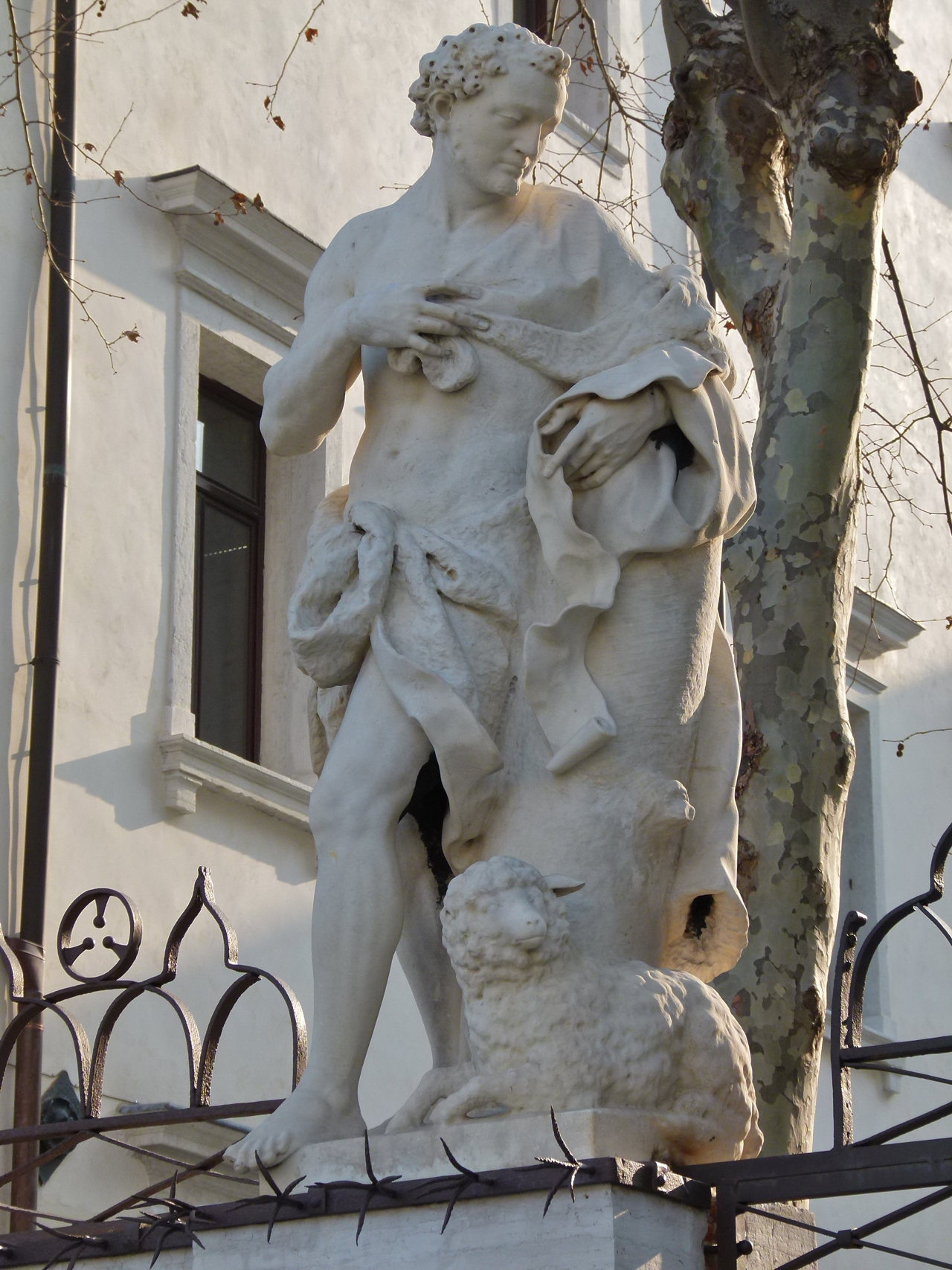 figura maschile, agnello (statua, insieme) di Marinali Orazio (attribuito) - ambito veneziano (sec. XVIII)