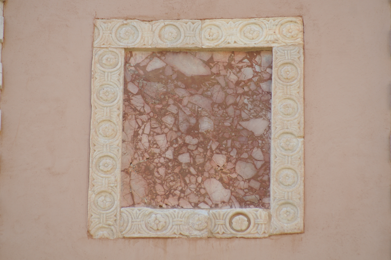 motivi decorativi vegetali (cornice, frammento) - ambito veneziano (secc.XIII-XIV)