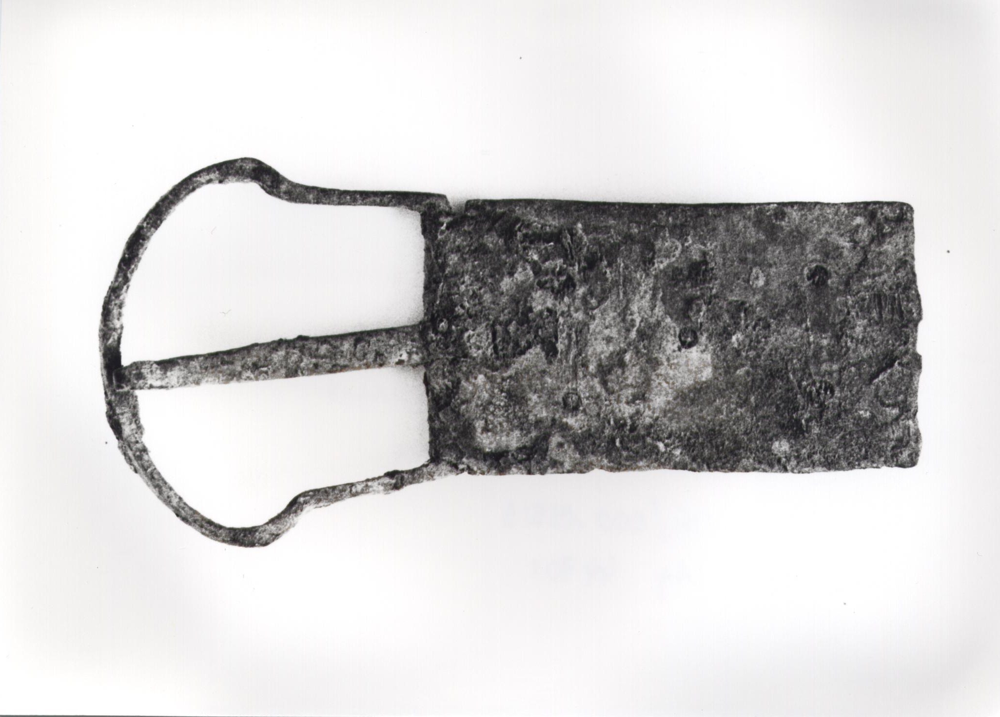 fibbia, a lira (secc. VIII d.C./ XIV d.C)