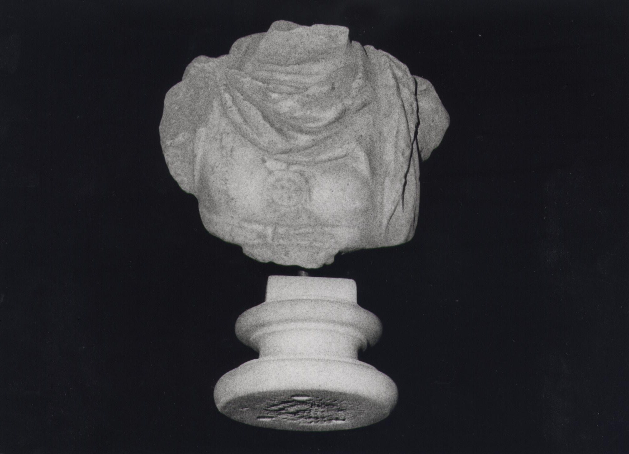 divinità: Atena-Minerva (busto) (secc. I d.C./ II d.C)