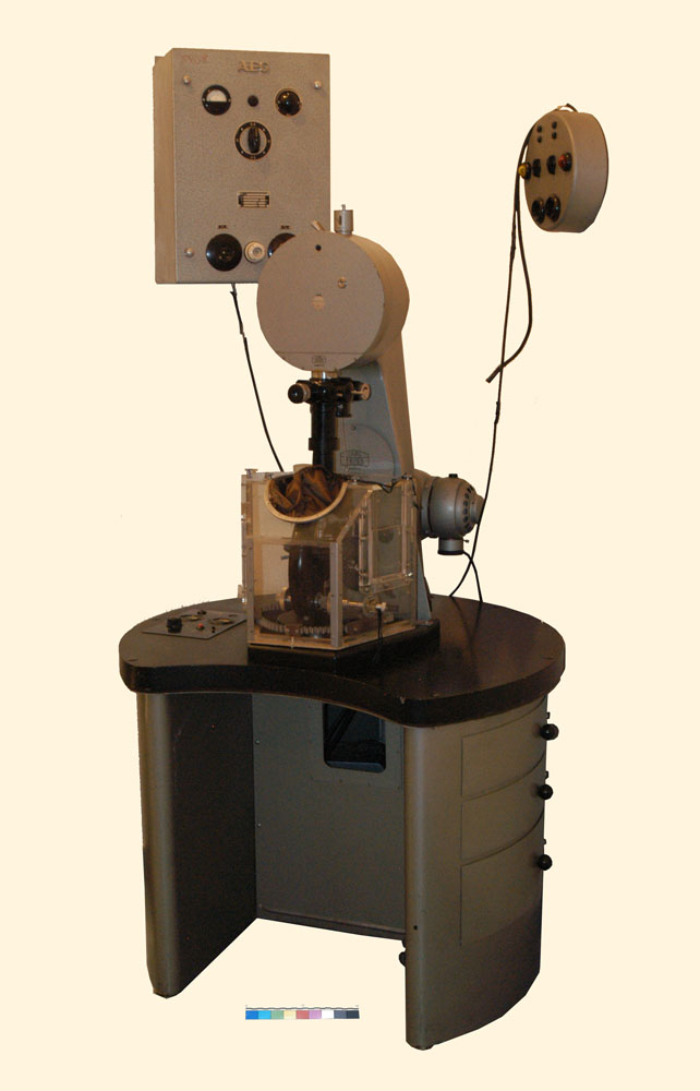 Carl Zeiss (Foto-cine-microscopio) (XX secolo)